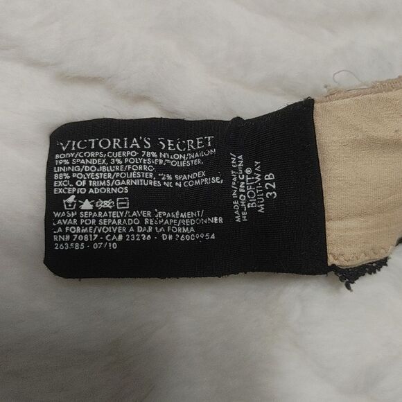 Victoria's Secret 32B Biofit Multi-way Bra w/ low back strap (2010) - Picture 7 of 8